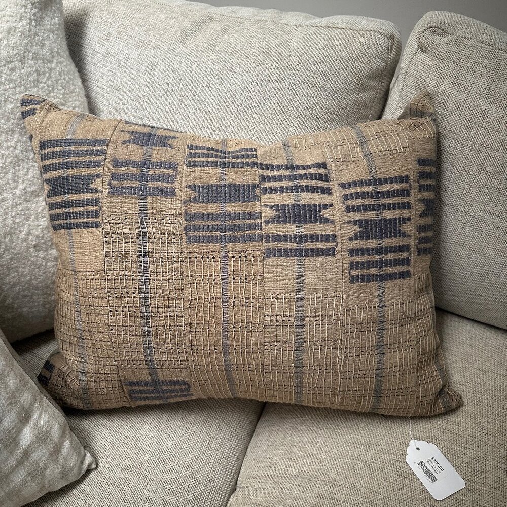 New Amber Interiors Vintage Fabric Pillow with Insert